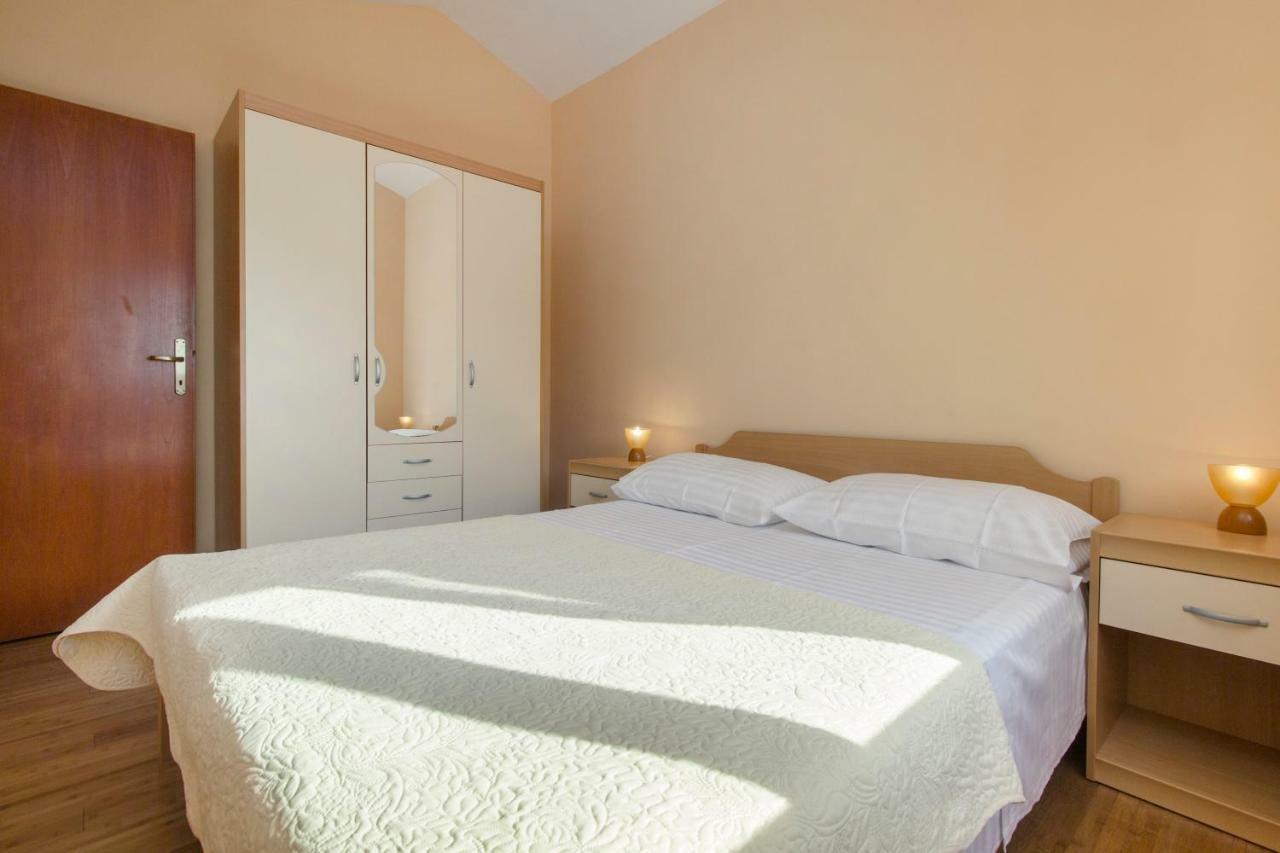 Appartement Bozena Brodarica (Sibenik-Knin)