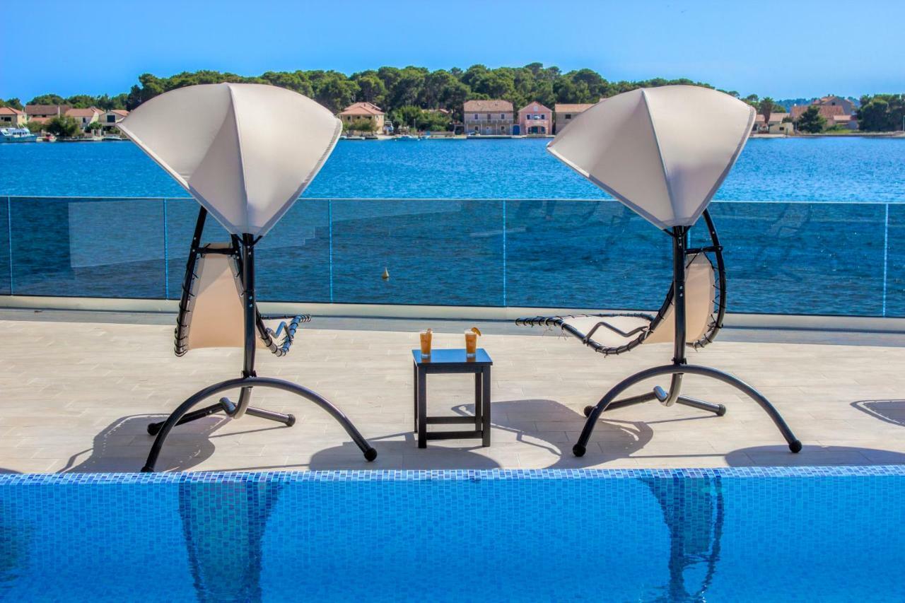 Bozena * Brodarica (Sibenik-Knin)